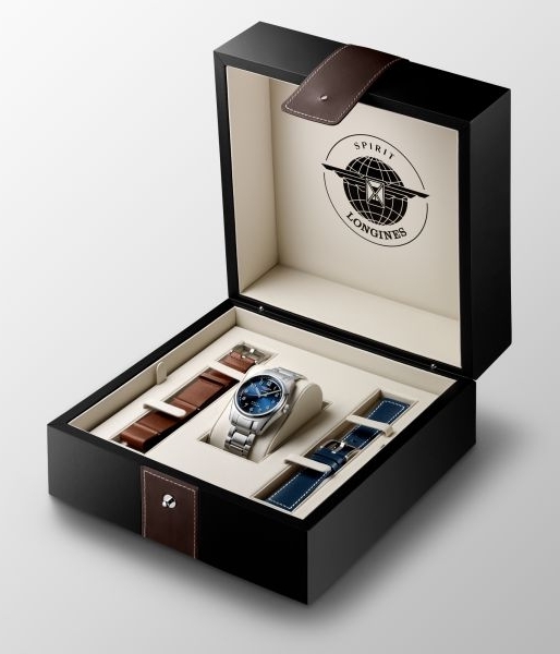 Geschenkbox der Longines Spirit Automatic Prestige Edition 40mm in blau 